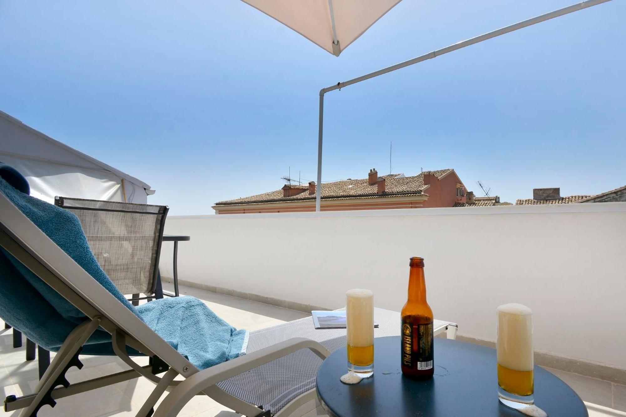 Corfu Town West Apartment *